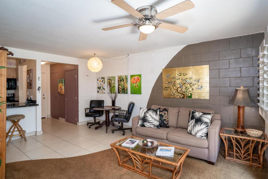 Posezení v ubytování Suite Maui Paradise Condo