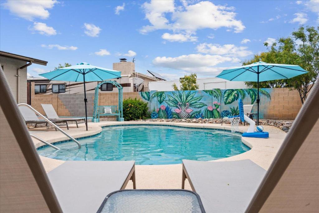 A piscina localizada em Sweet Flames in Scottsdale ou nos arredores