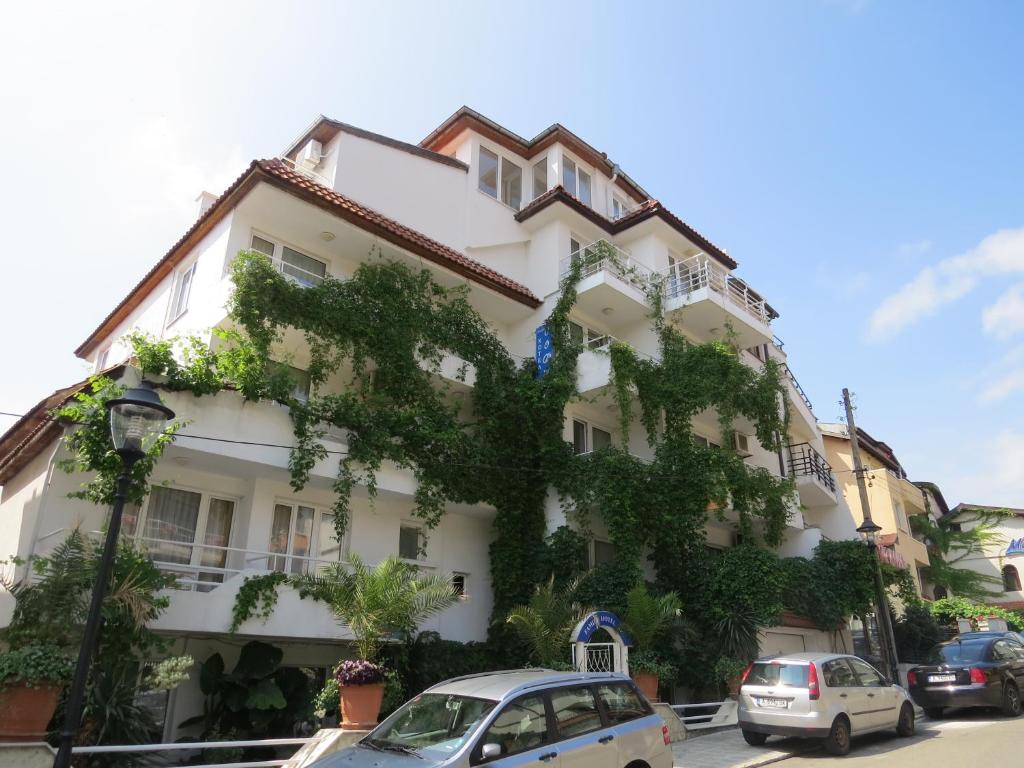 Gallery image of Family Hotel Sofi in Sozopol