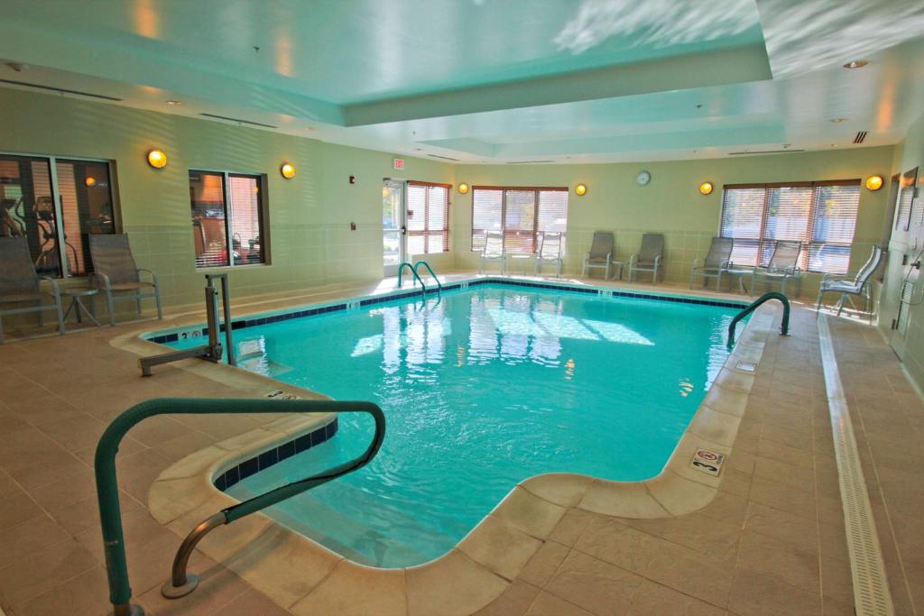 Hampton Inn Hampton-Newport News photo