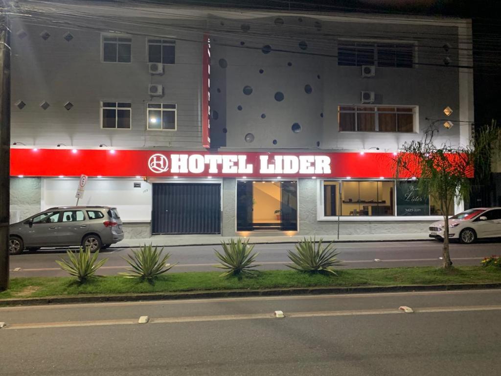 Hotel Lider - Housity