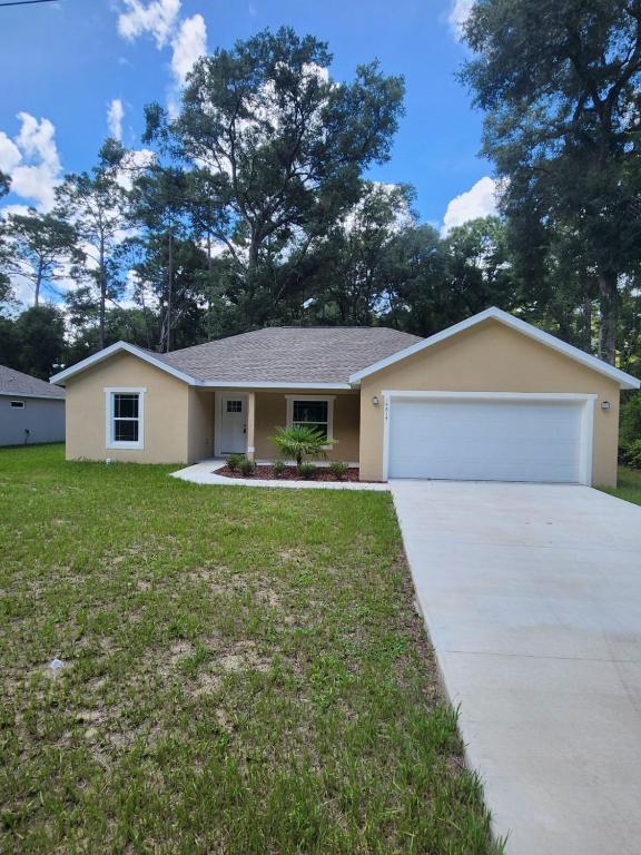 Brand New Home! Minutes from Florida Horse Park, The Villages & Ocala