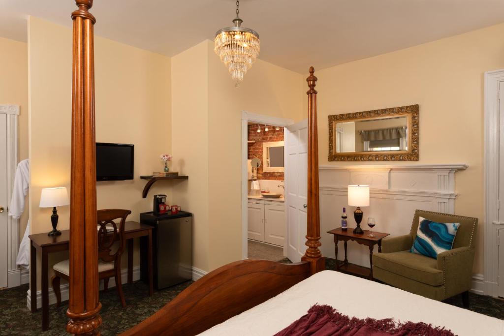 Carlisle House Bed and Breakfast - Suite Anna Woods