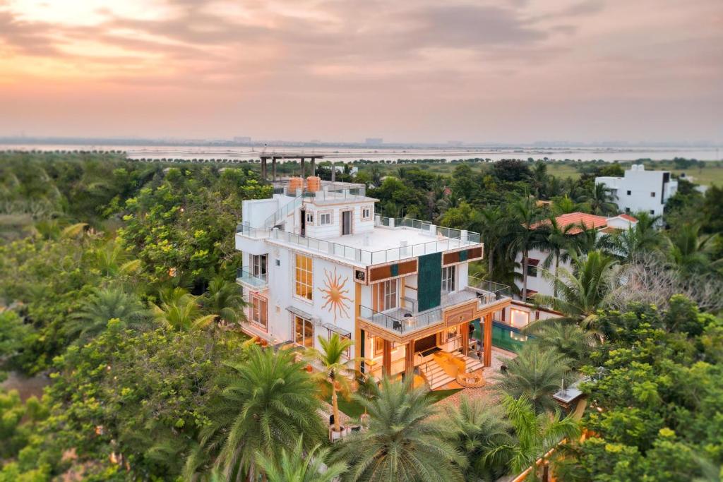 StayVista at Golden Sun Palace - ECR - Housity