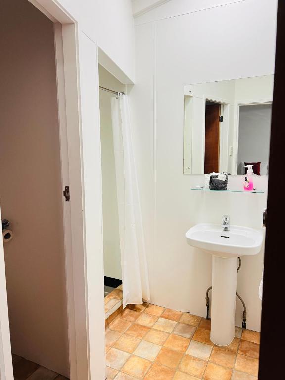 18th Avenue Thermal Motel - Resim 21