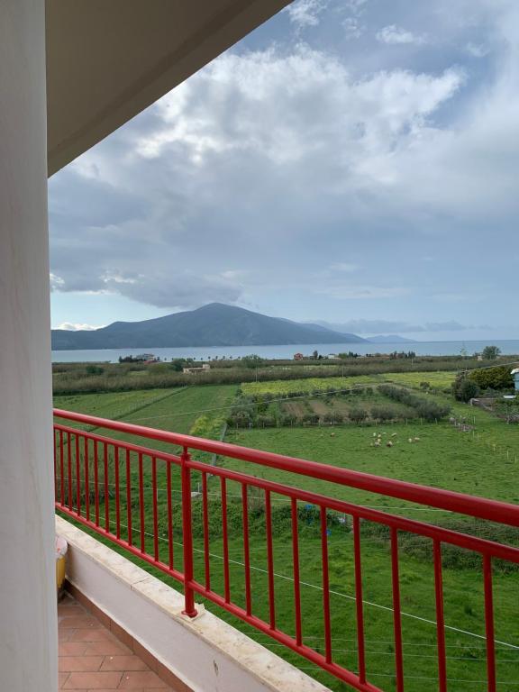 Sea View Apartament Orikum - Image 8