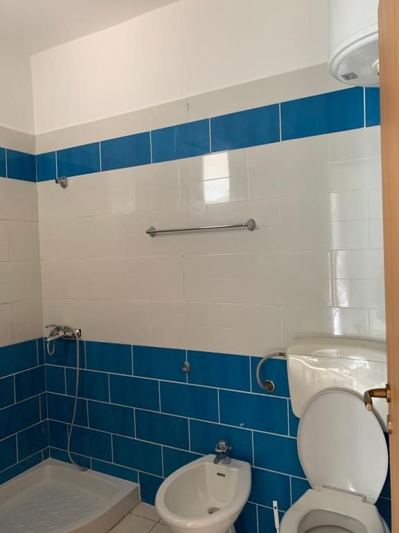 Sea View Apartament Orikum - Image 7