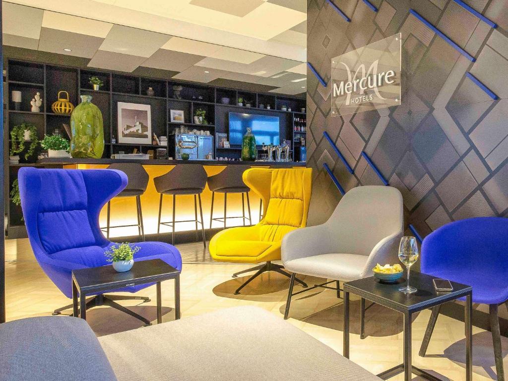 Posezení v ubytování Mercure Hyères Centre Côte d'Azur