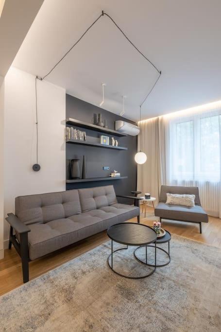 Istumisnurk majutusasutuses Top-Notch location, an Exceptionally Stylish flat