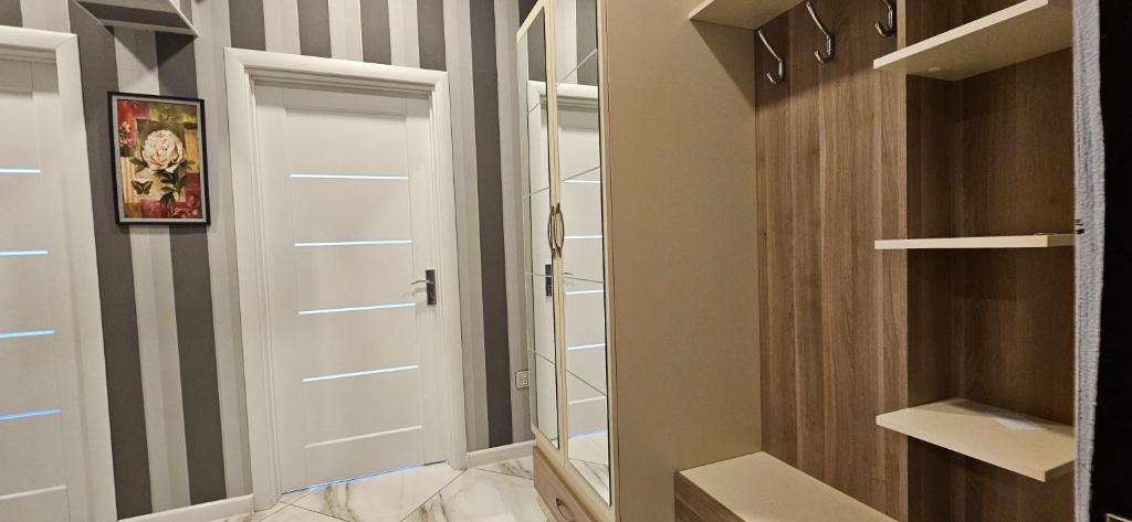 لابی و فضای عمومی Park Azure Comfortable Apartment - تصویر ۵