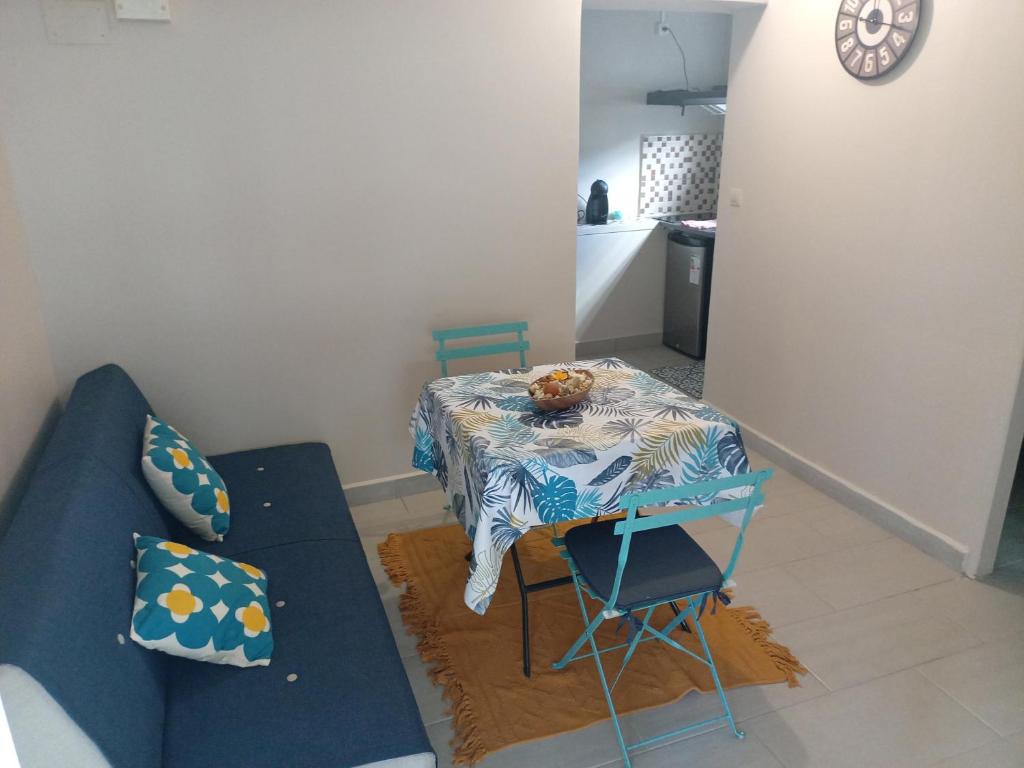 Photo de la galerie de l'établissement Le cerisier, à Entre-Deux