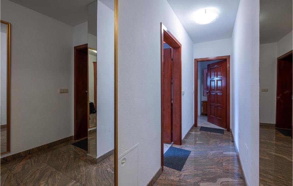 Fotografia z galérie ubytovania Cozy Apartment In Pula With Wifi v destinácii Pula
