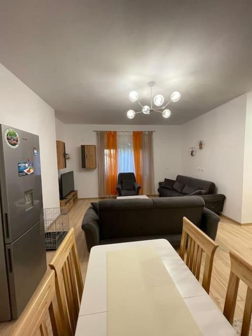 Family Joy Apartment - Imazhi 5