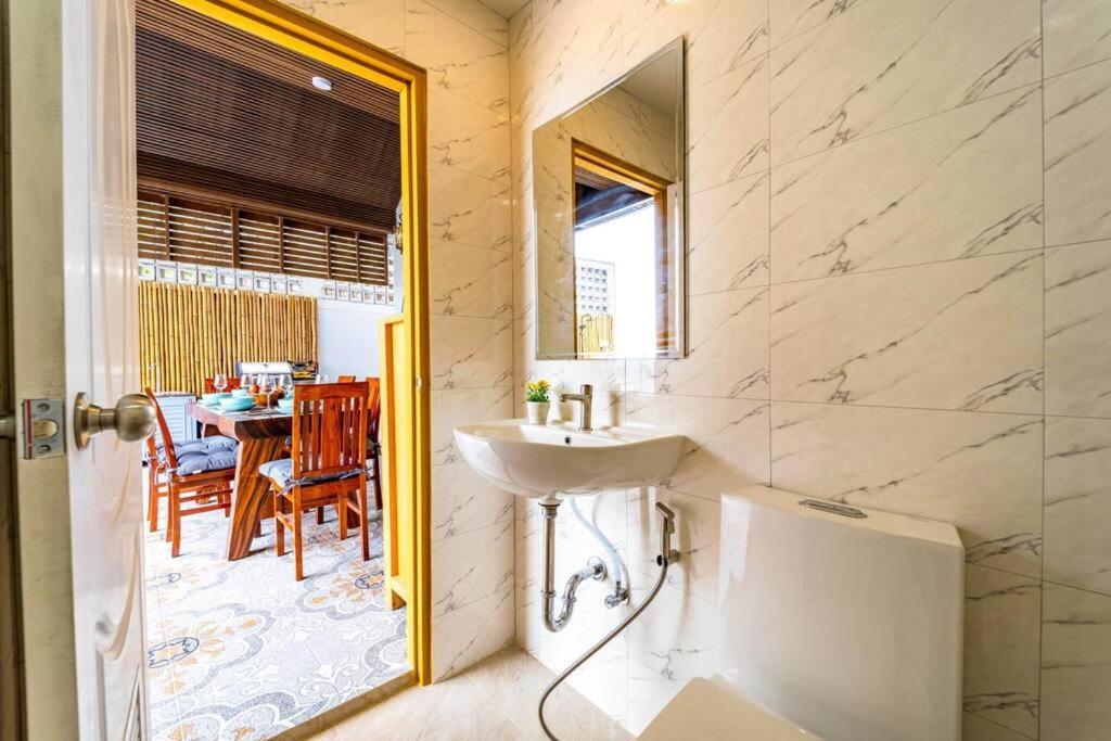 Posezení v ubytování Come Home Beach Villa, 3 Bedrooms CA3