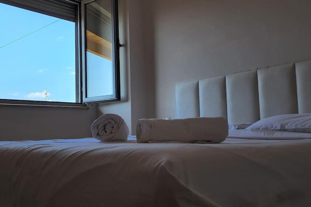 Hi Apartments S2 City Center self check in 24h