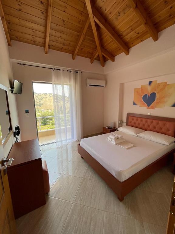 Belvedere Hotel & Suites - Camera Familiare Con Balcone