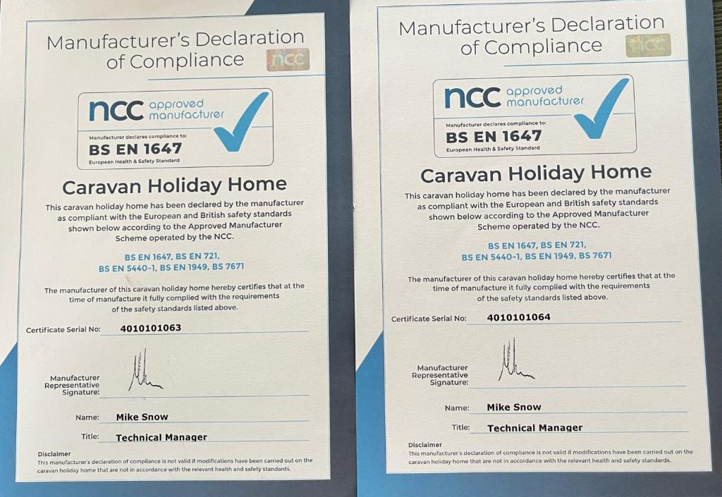Certifikát, hodnocení, plakát nebo jiný dokument vystavený v ubytování Honeycomb Lodge