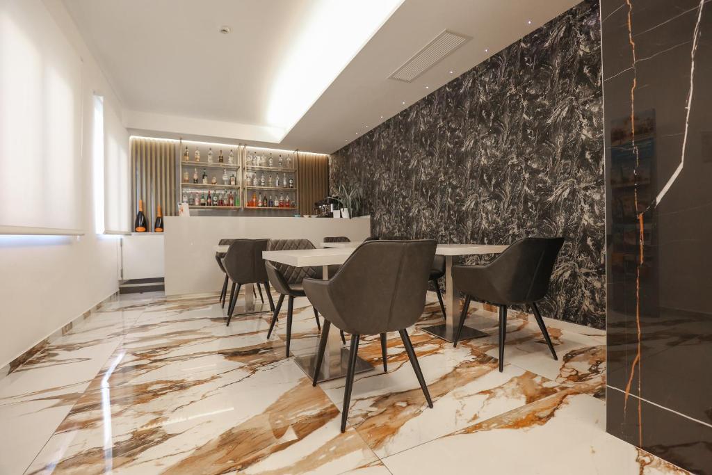 Fotografie z fotogalerie ubytování Hotel Cenisio v Rimini