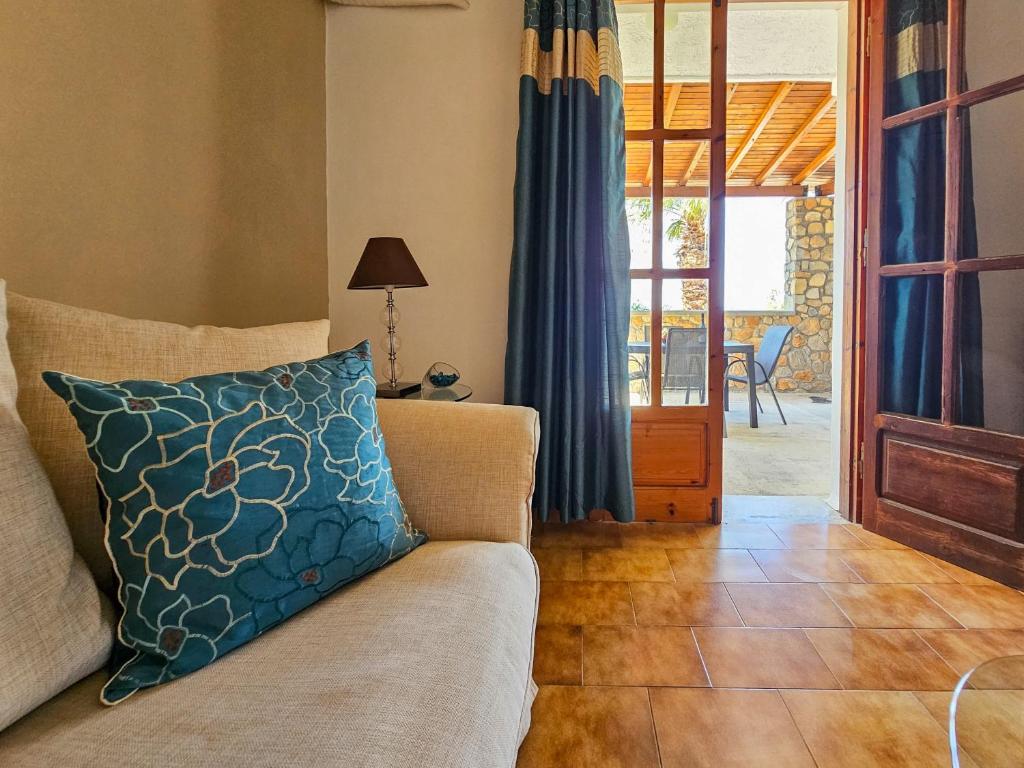 Posezení v ubytování George Seaside Serviced Studios & Apartments