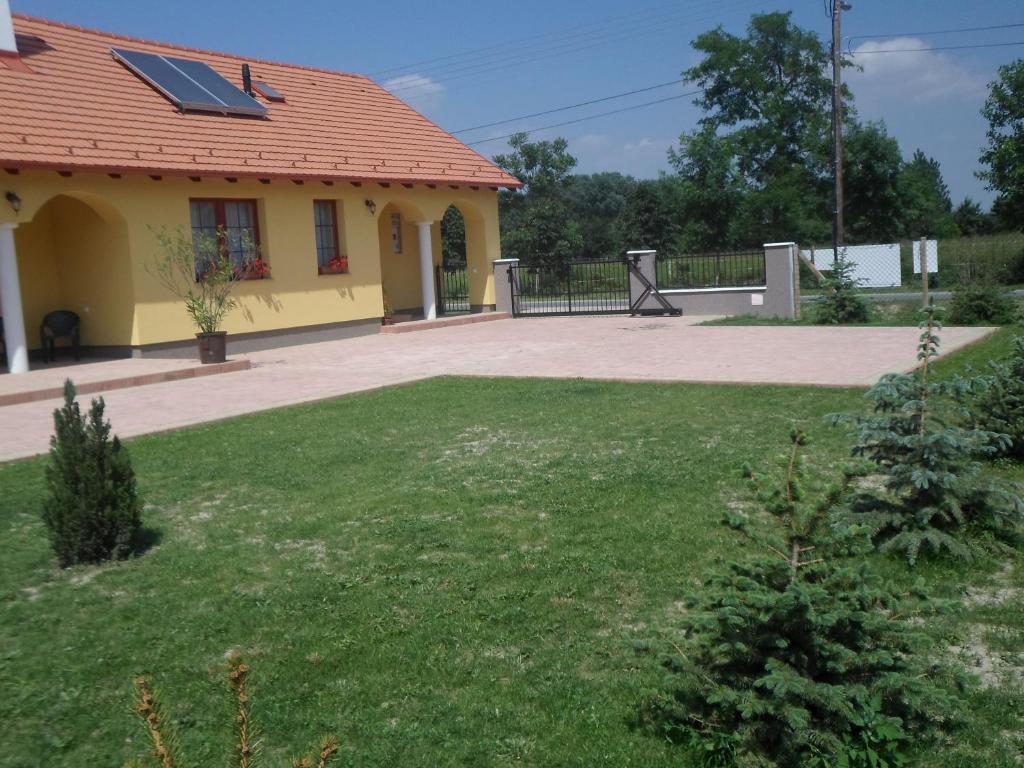 Zahrada ubytování Kiserdő Vendégház