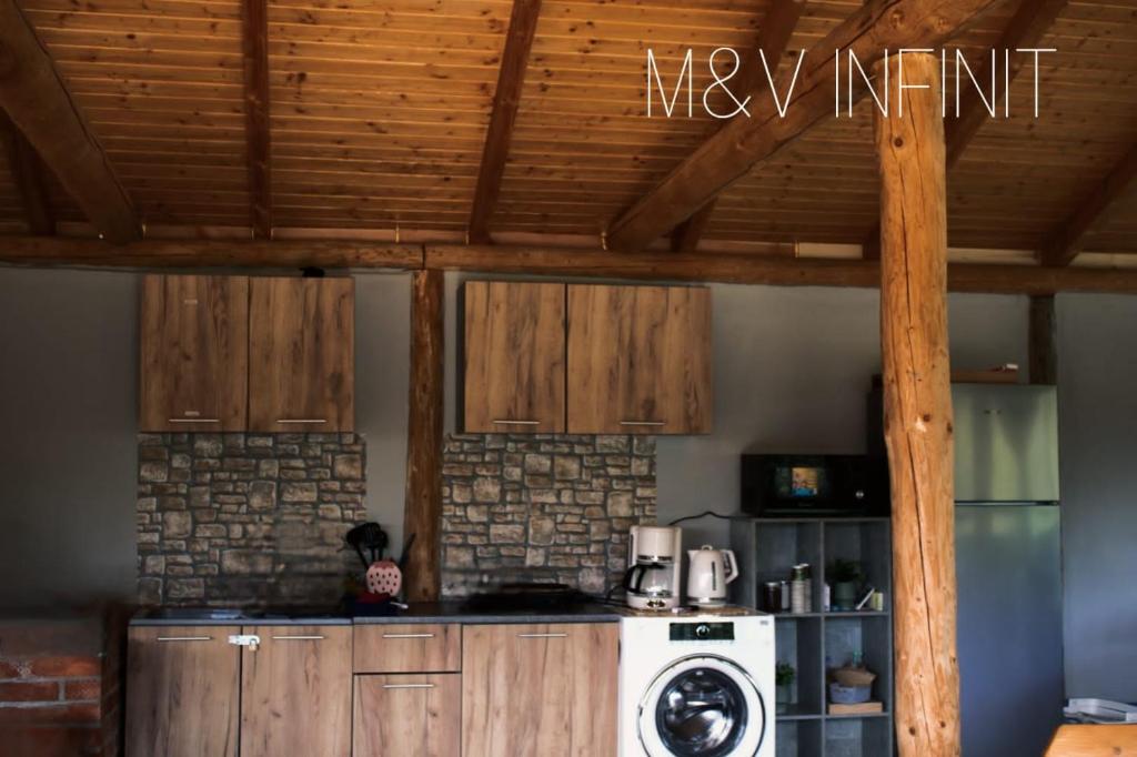 Cucina o angolo cottura di M&V Infinit