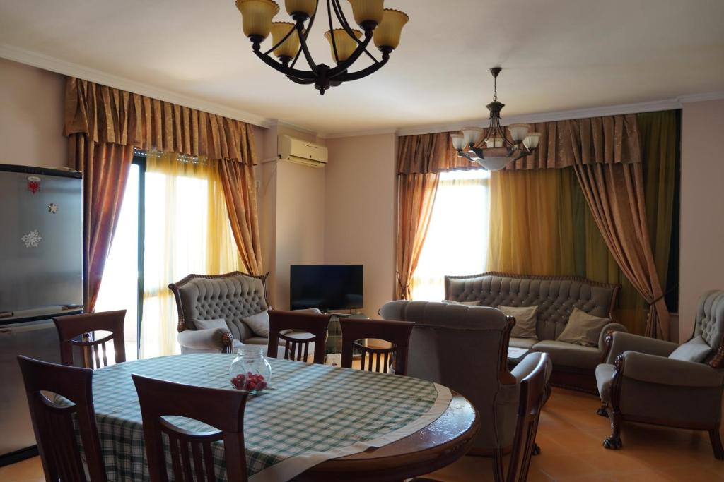 Panoramic Apartment - Image 5