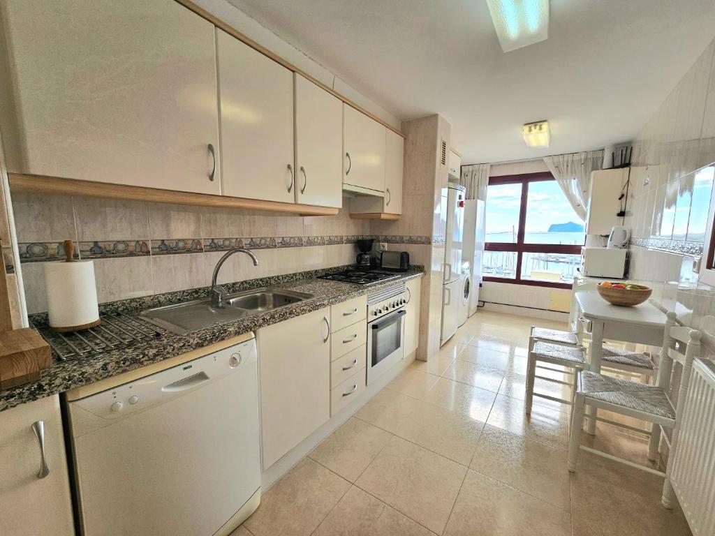 Kuchyňa alebo kuchynka v ubytovaní Apartment Marina