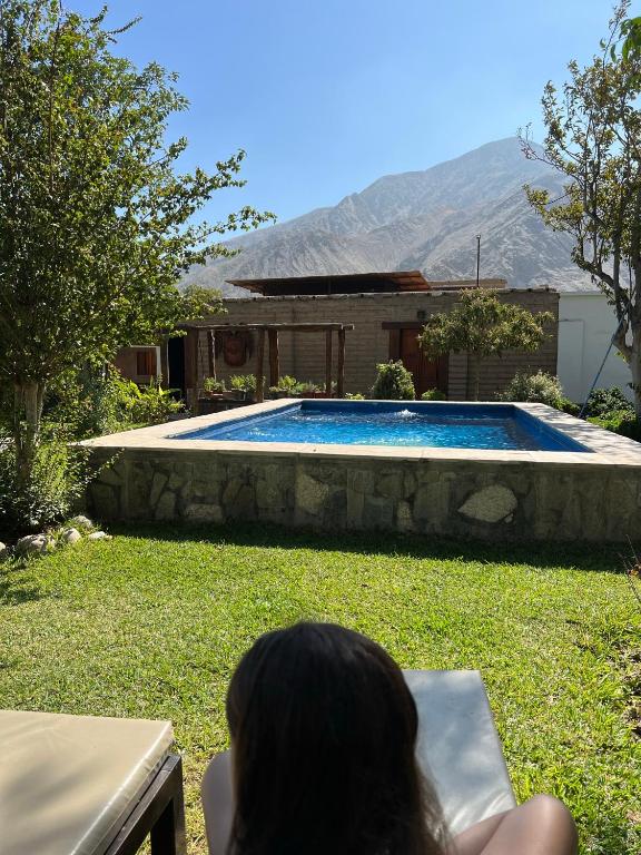 Bazén v ubytování Refugio de Santiago Ecolodge nebo v jeho okolí