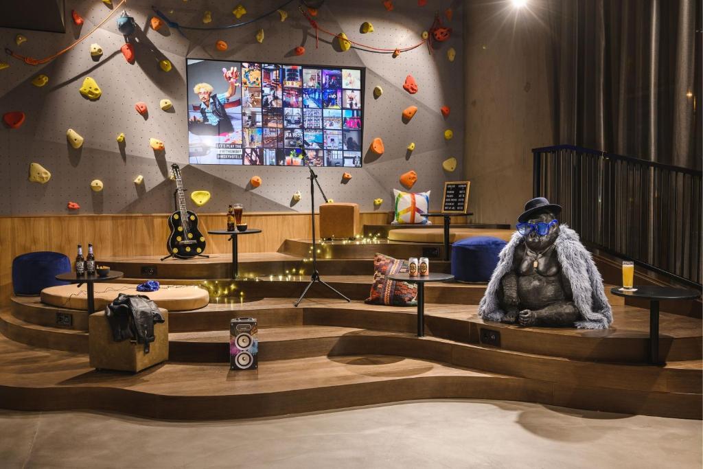 Moxy Dresden Neustadt - Resim 22