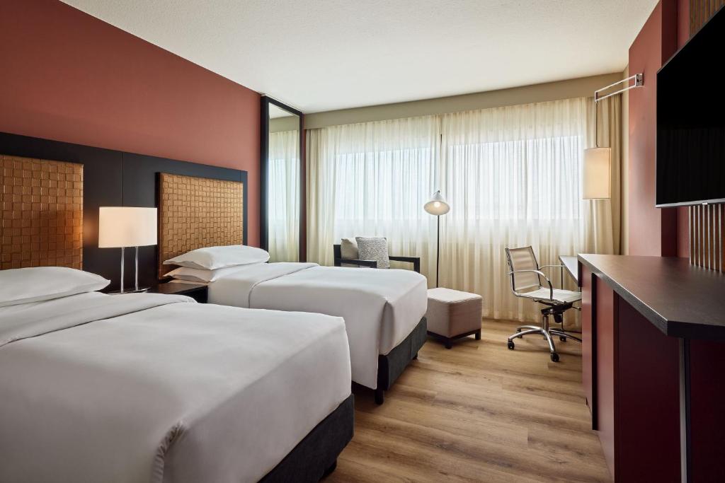 Sheraton Frankfurt Airport Hotel & Conference Center - Resim 36