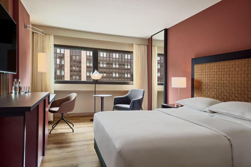 Sheraton Frankfurt Airport Hotel & Conference Center - Resim 38