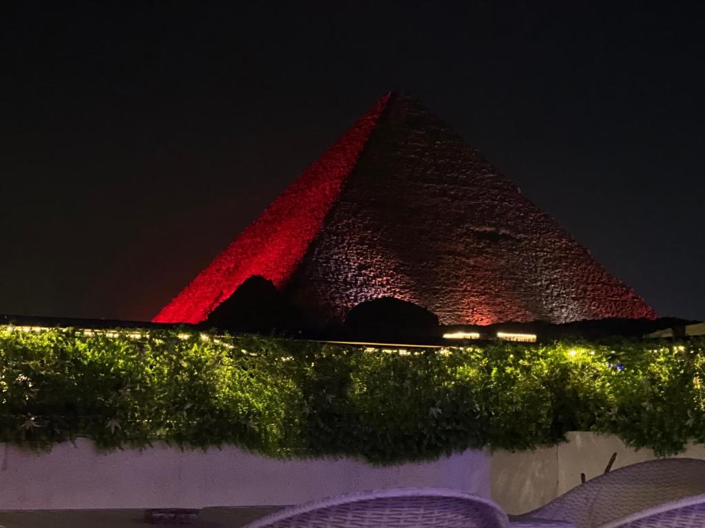 Foto dalla galleria di Pyramids Top guest house a Il Cairo
