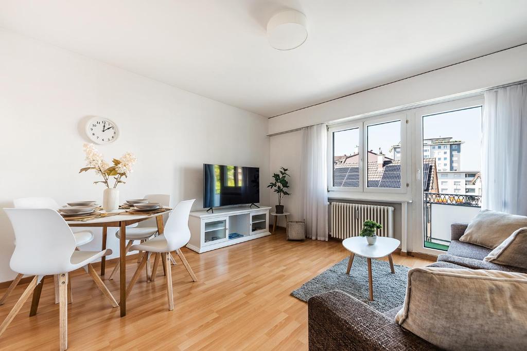 TV a/nebo společenská místnost v ubytování SOHO 9 !Gratis Parken, Free Parking!