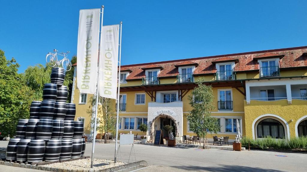Budova, v ktorej sa hotel nachádza