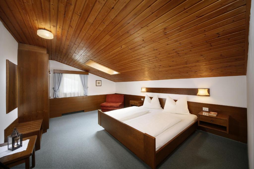 Postel nebo postele na pokoji v ubytování Egger Apartments