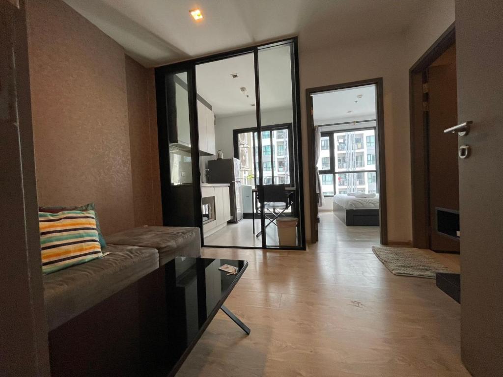 The Base Central Pattaya by Adam - Resim 29