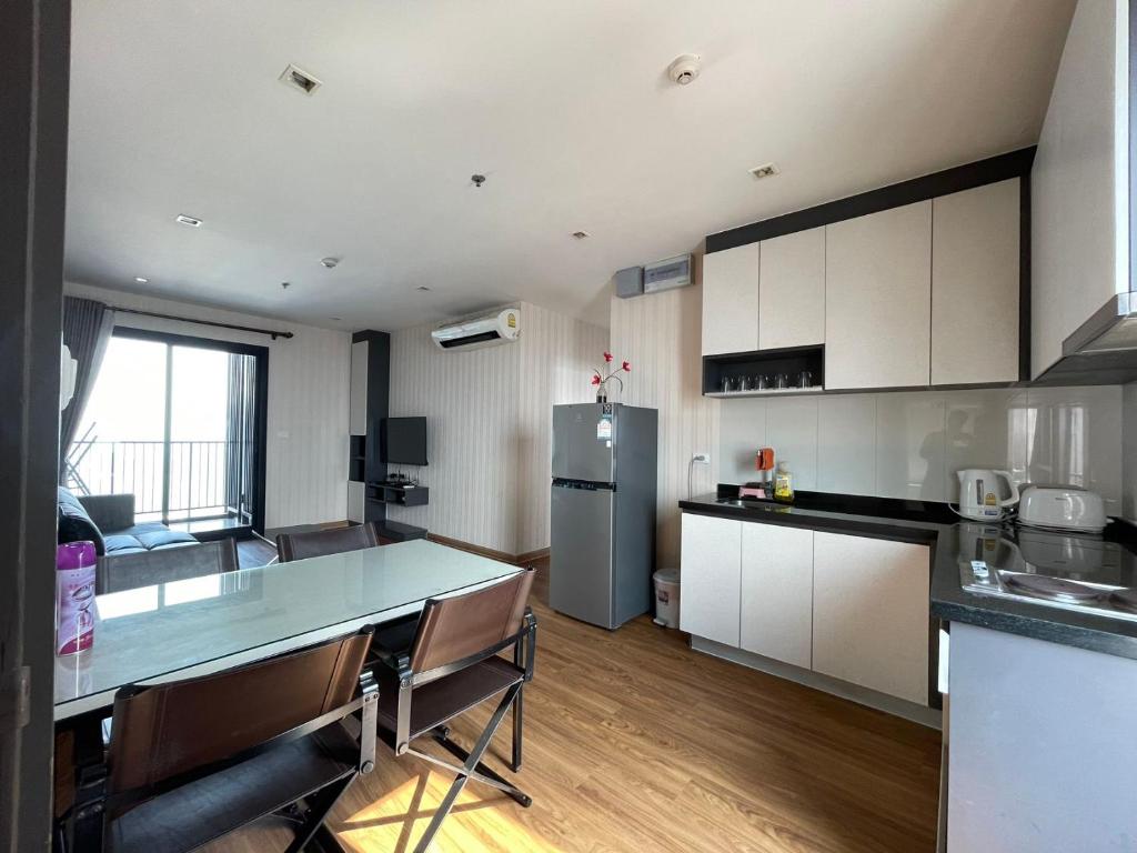 The Base Central Pattaya by Adam - Resim 39