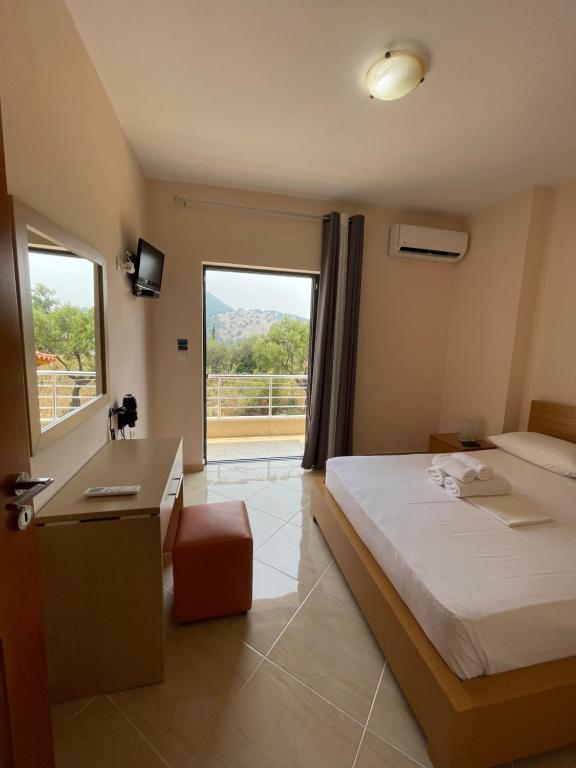 Belvedere Hotel & Suites - Camera Familiare Con Balcone