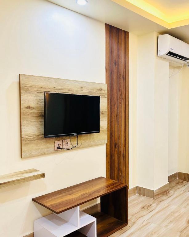 TV a/nebo společenská místnost v ubytování Hotel Balgopal