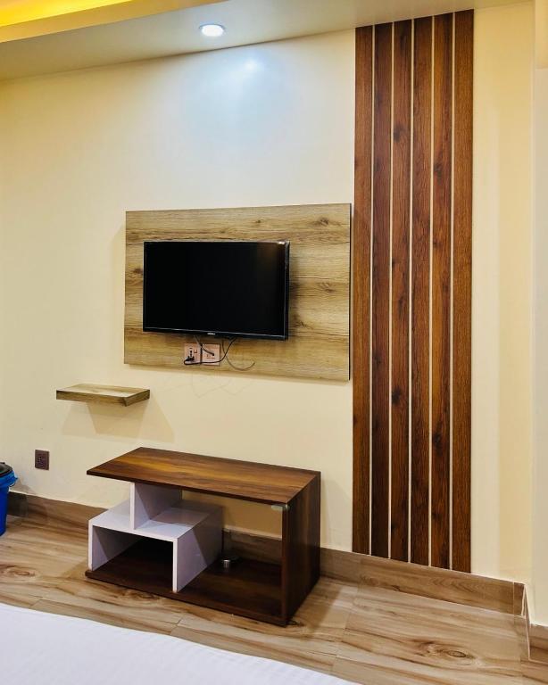 TV a/nebo společenská místnost v ubytování Hotel Balgopal