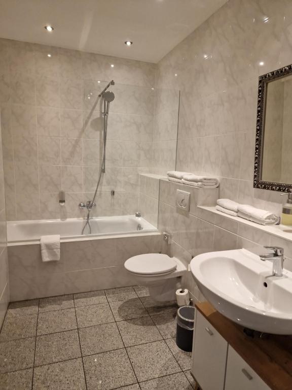 artHOTEL Bremen - Standard Single Room With Shower
