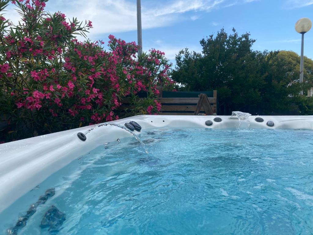 Nature et SPA, PontSaintEsprit (updated prices 2024)