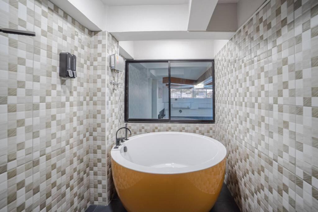 Koupelna v ubytování Buakhao Villa Pattaya Center 5 bedroom