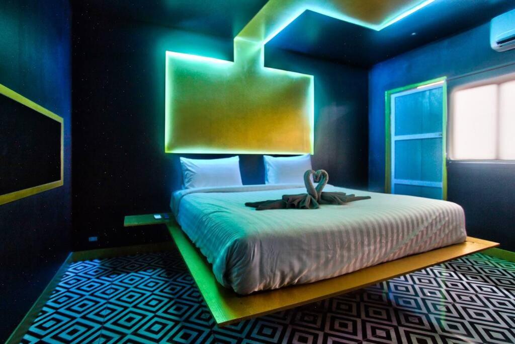 Postel nebo postele na pokoji v ubytování Buakhao Villa Pattaya Center 5 bedroom