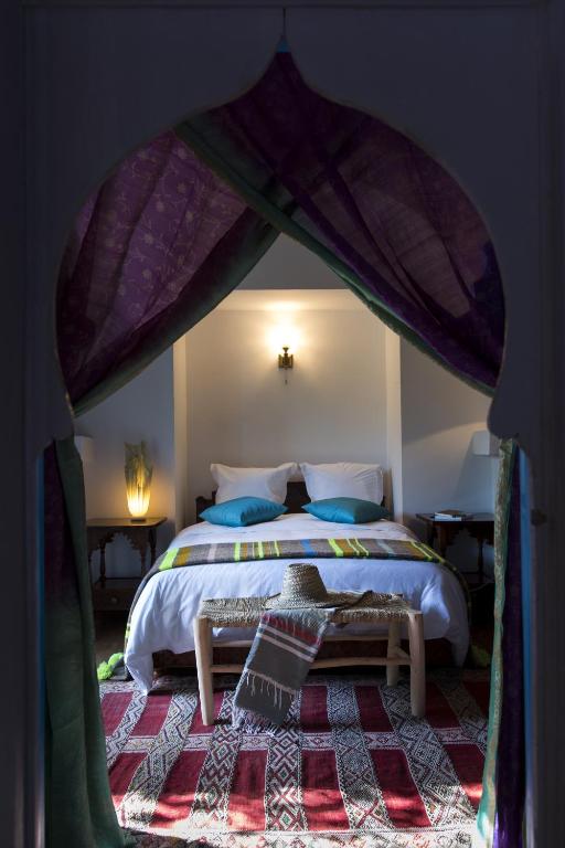 Postel nebo postele na pokoji v ubytování Riad Tamayourt Ocean View & piscine chauffée à 30