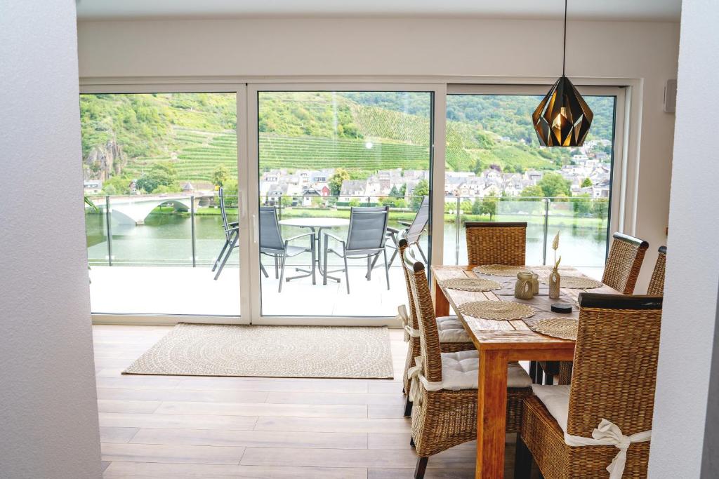 MV Römervilla, Lofts & Penthouses mit traumhaftem Moselpanoramablick und Sauna - Soppalco