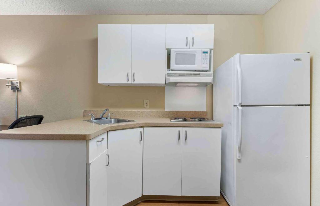 Extended Stay America Suites - Richmond - Hilltop Mall photo