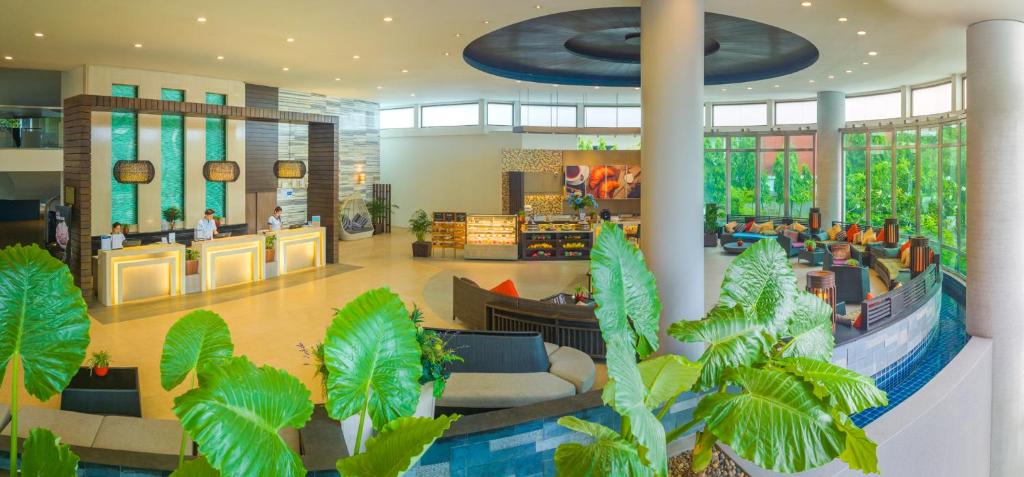 Deevana Plaza Phuket - SHA Extra Plus - Resim 3