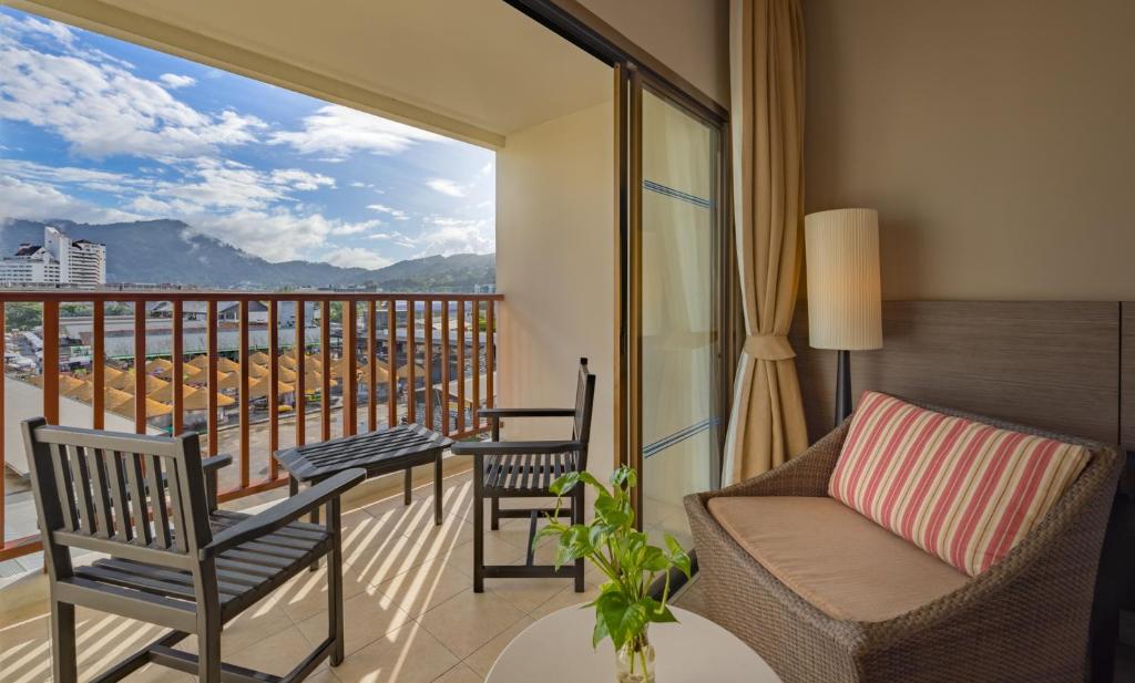 Deevana Plaza Phuket - SHA Extra Plus - Resim 44