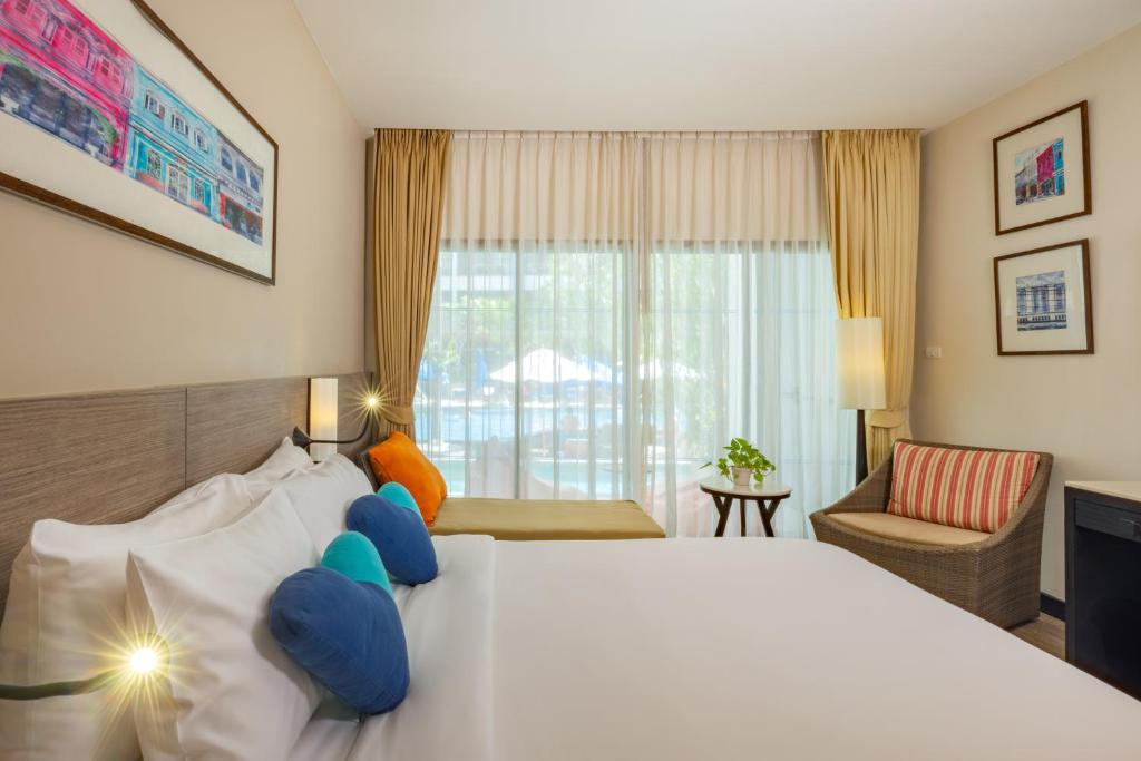 Deevana Plaza Phuket - SHA Extra Plus - Resim 25